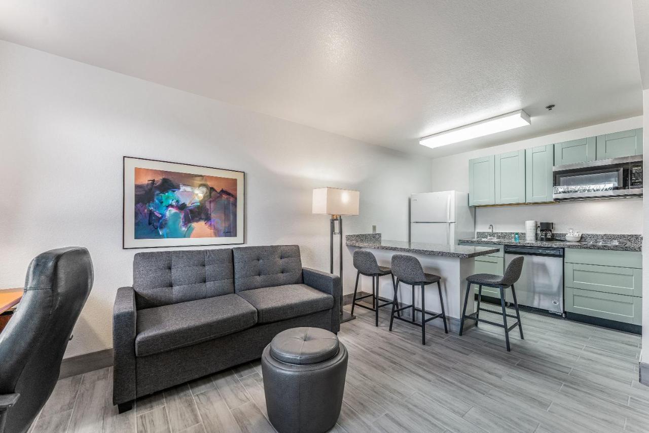 Chandler Perfect Location 1 Bedroom Bagian luar foto