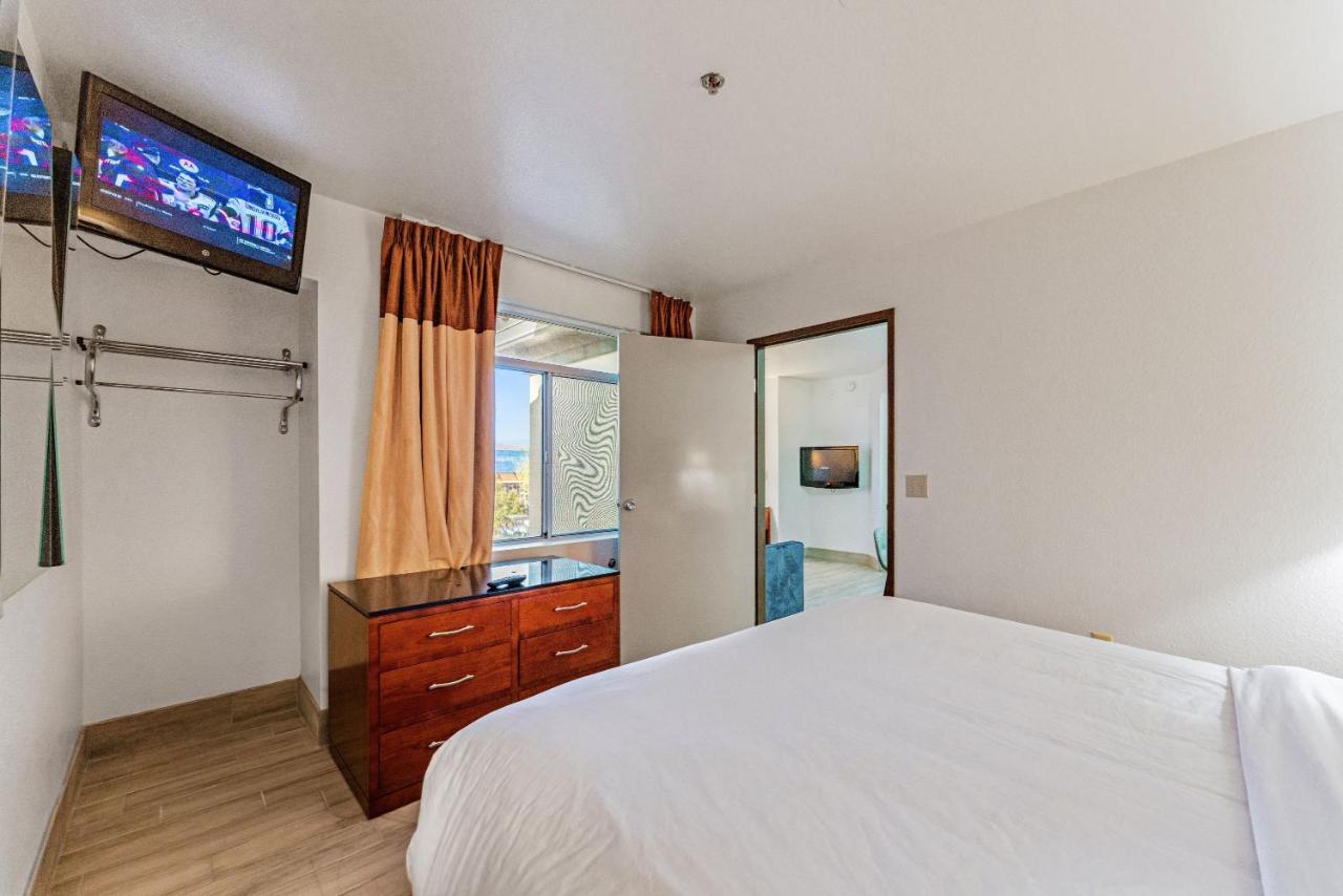 Chandler Perfect Location 1 Bedroom Bagian luar foto
