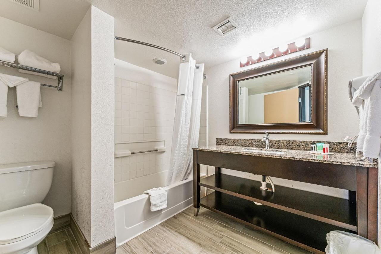 Chandler Perfect Location 1 Bedroom Bagian luar foto